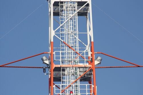 Two VARS camera modules to the mast of FINO 2
